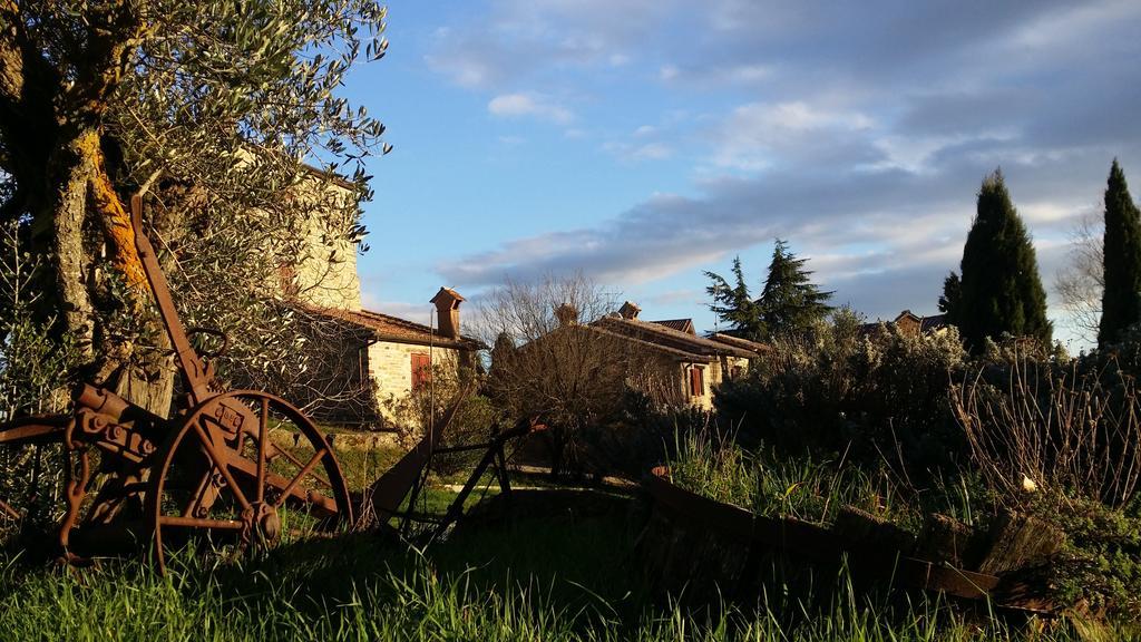 Country House Santa Felicita La Paterna Τόντι Εξωτερικό φωτογραφία