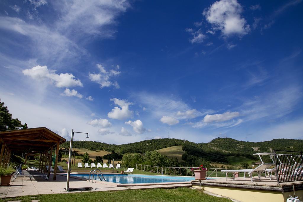 Country House Santa Felicita La Paterna Τόντι Εξωτερικό φωτογραφία